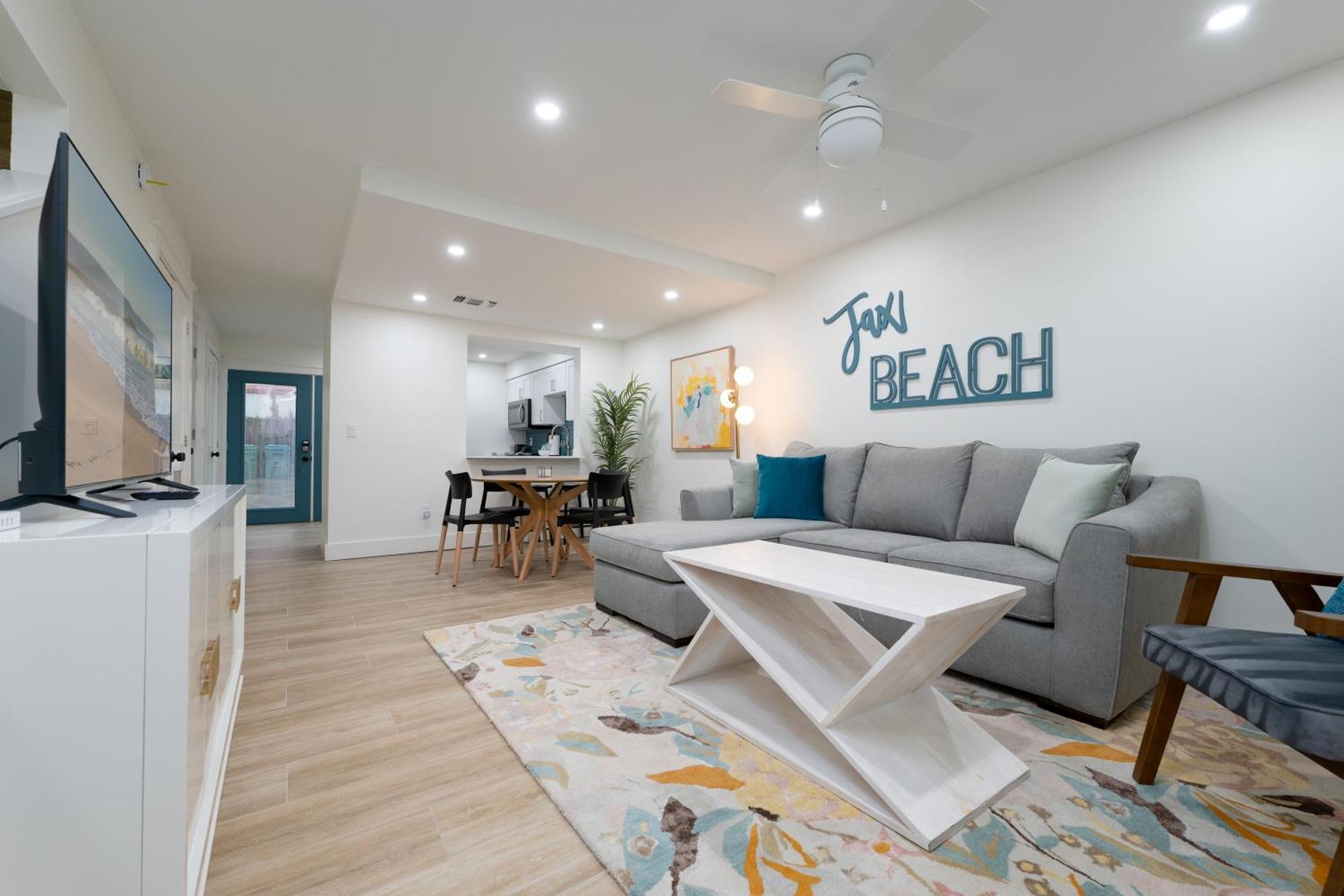 Be A Nomad Lovely 2Br 1Blk From The Ocean Джэксонвилл-Бич Экстерьер фото
